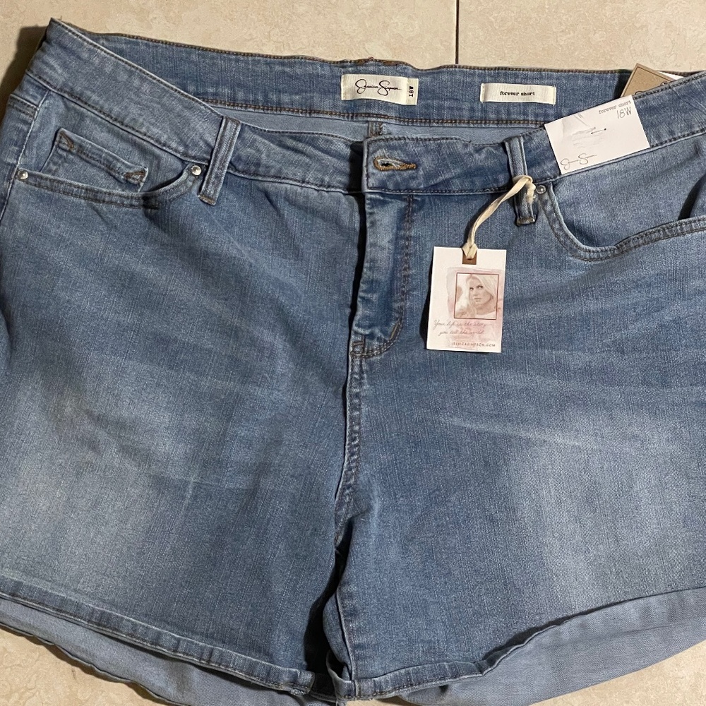 Jessica Simpson size 18 Jean shorts